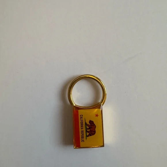 California Republic Keychain - Picture 3 of 4